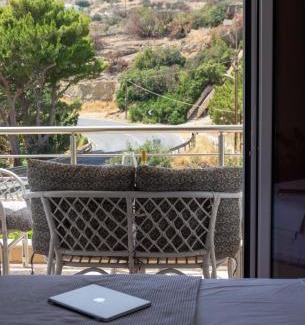 Agios Panteleimonas Apartment | Pancratium #3 Seaside Apartment