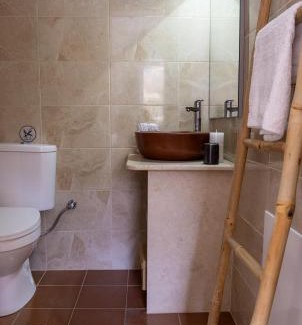 Agios Panteleimonas Apartment | Pancratium #3 Seaside Apartment