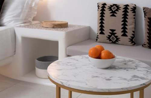 Fira Apartment | PAnDa private jaccuzi apartments