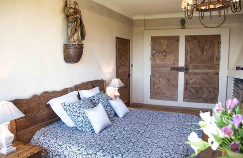 Villeneuve-les-Avignon Bed & Breakfast | Panoramic Suite with river view
