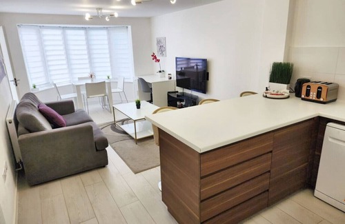 Kidlington Apartment | Panorama House, Delightful 2-Bedroom Flat, Oxford