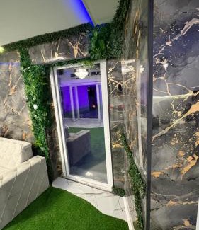 East Sarajevo House | Panorama Villa House Sarajevo- Jacuzzi, Bazen & Pogled na Grad 1