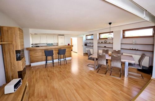 Daun Apartment | PanoramaSicht - Daun von oben