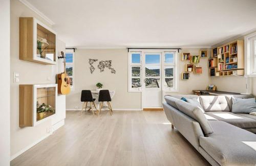 Arstad Apartment | Panoramic Flat & Garden, free parking 12 minutes walking!