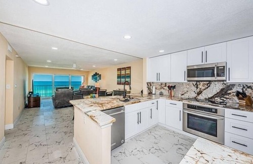 Madeira Beach Condo | Panoramic Gulf Views At Ocean Sands In Madeira Beach~ Os502
