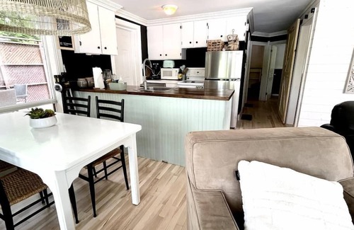 Utterson Cottage | Panoramic Muskoka Cottage “The Nest”