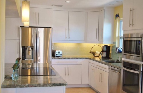 Islamorada House | Panoramic Ocean Views from this 3 Bedroom Islamorada Home
