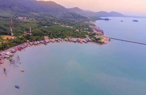 Ko Lanta Old Town House | Panoramic sea view villa with private infinity pool