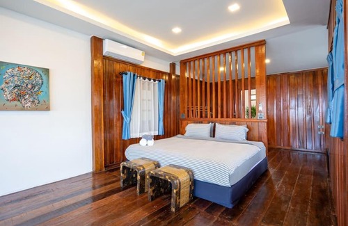 Ko Lanta Old Town House | Panoramic sea view villa with private infinity pool