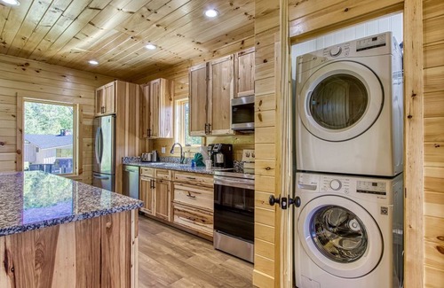Pittman Center Ski Chalet | Panoramic View - Awesome Mountain Views, $1089 FREE tickets each paid day!
