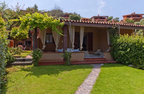 Costa Rei House | Panoramic villa in Costa Rei a few steps from the sea with reserved parking space