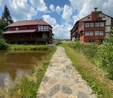 Mokhnate Hotel | Panska Rovin Hotel