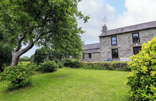 Llangranog House | PANT, pet friendly, country holiday cottage in Llangrannog