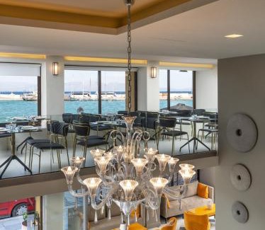 Gythio Hotel | Pantheon City Hotel
