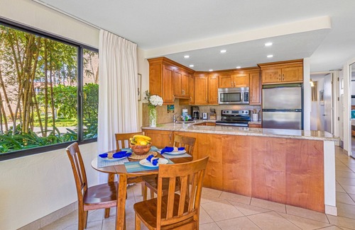 Honokowai Condo | Papakea H107 1 bedroom, 1 bath OceanView 1 Condo by RedAwning