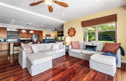 Kailua-Kona House | Papala Place at Kahakai Estates by Gather: Luxe Poolside Oasis