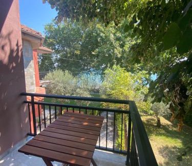 Kokkinon Neron Apartment | Paparizou Apartments