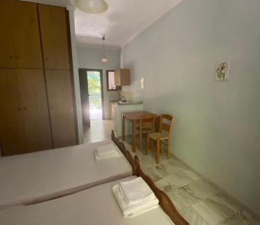 Kokkinon Neron Apartment | Paparizou Apartments