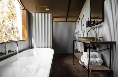 Woollamia Resort | Paperbark Camp
