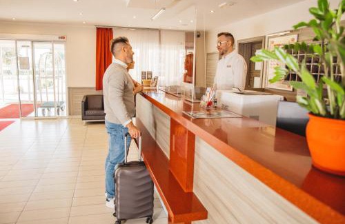 Hegyeshalom Hotel | Paprika M1 Hotel