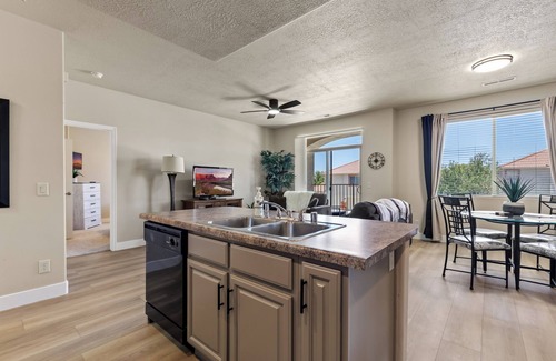 Mesquite Condo | Par Paradise by Mesquite Vacation Rentals with Views of the Fairways and $510 in free daily activities