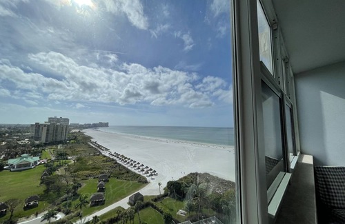 Marco Island Condo | Paradise awaits you! newly remodeled 2/2 with breathtaking beach views!