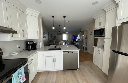 Navarre Beach Condo | Paradise Awaits You! Beautiful Townhome Located In A Quiet Gated Community.