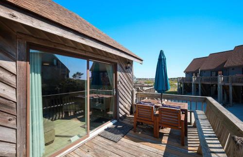 North Topsail Beach Apartment | Paradise between ocean and sound -A Writers Reef