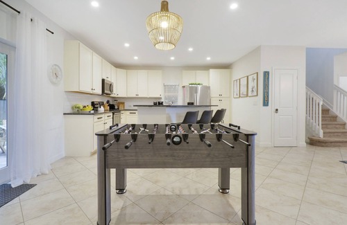 La Hacienda House | Paradise Breezes & Cottage House, Delray Beach