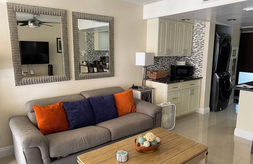 Makaha Condo | Paradise Found at Hawaiian Princess, Makaha!