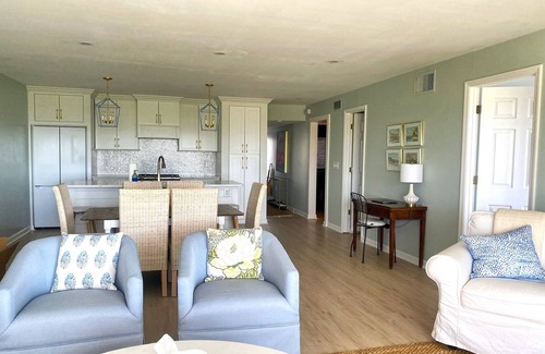 Golden Beach Condo | Paradise Found : Beach Front Condo w/Breathtaking Views!