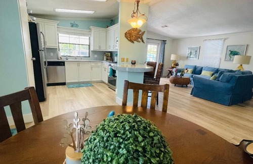 Sexton Cove Estates House | Paradise Found, Private pool, Canal front and Great outdoor space