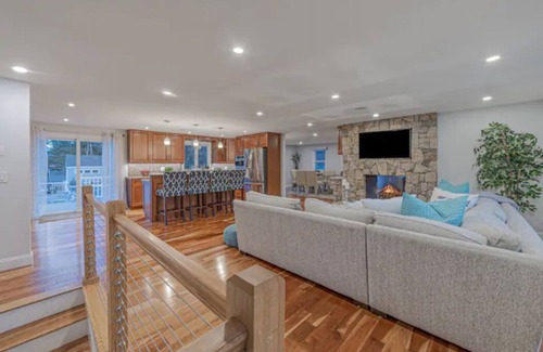 Centerville House | Paradise home in Centerville