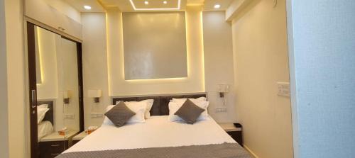 Shivalik Nagar Apartment | Paradise