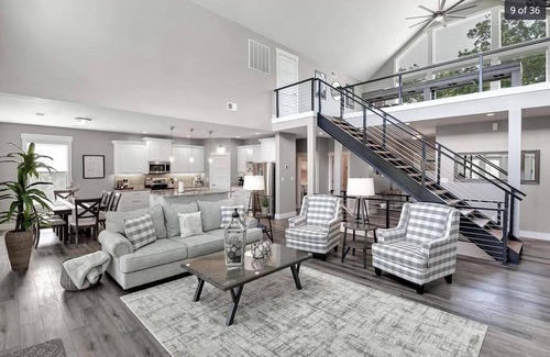 Chapin House | Paradise on Lake Murray! Haymar House with optional pontoon rental