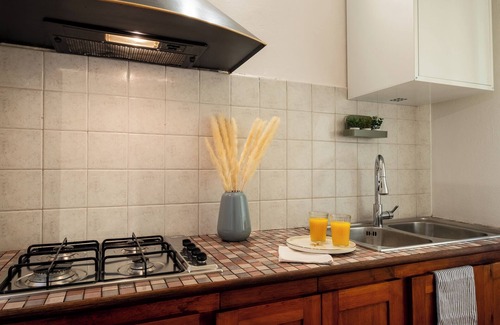 Padova Apartment | PARADISE PADUA- Relaxing home just minutes from everything with public parking