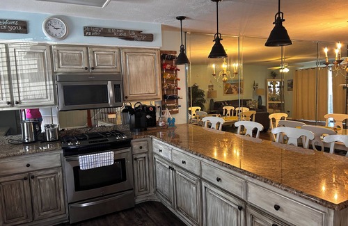 Panama City Beach House | "Paradise Pointe"-#137-5 min to the beach-sleeps 6