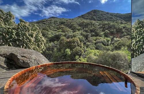 Three Rivers House | Paradise Ranch Inn- Limitless House Hot Tub,Sauna.