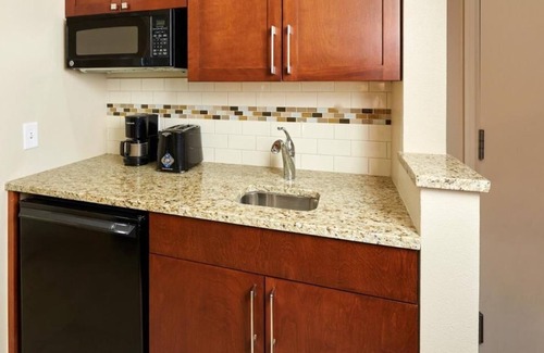 Las Vegas Resort | Paradise Resort studio w/kitchenette, no resort fee
