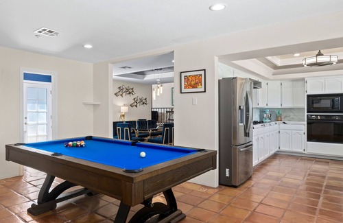 Little Tuscany House | Paradise Splash at Little Tuscany - Resort-Style Pool Yard!