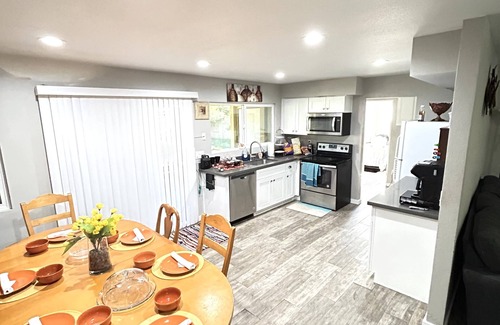 Pepper Ridge House | Paradise Valley Desert Oasis