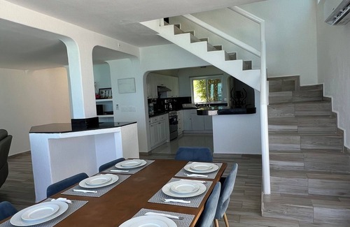 Zona Hotelera House | Paradise Villa