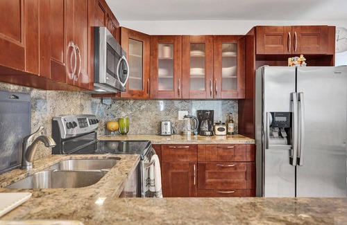 Hallandale Beach Villa | Paradise Villa with Heated Pool and close to Beach