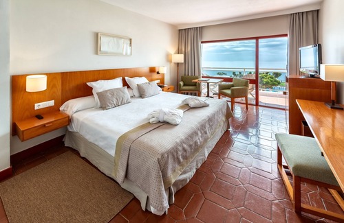 Nerja Hotel | Parador De Nerja