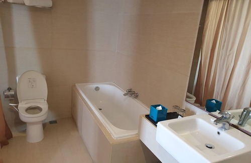 Batubelig Hotel | Paragon Hotel Seminyak
