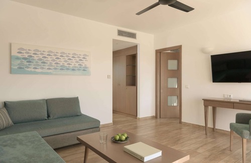 Agia Galini Hotel | Paralos Irini Mare