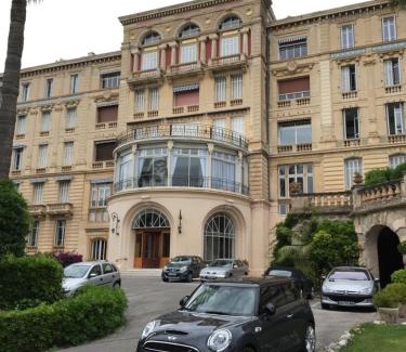 Riou - Petit Juas - Av de Grasse Apartment | Parc CONTINENTAL
