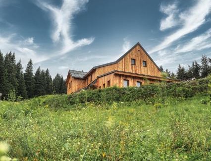 Janske Lazne Ski Chalet | Pardubické boudy
