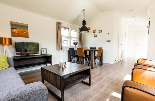 Ede Ski Chalet | ✓ Parel at Recreatiepark 't Gelloo ✓ Holiday home for 5 persons ✓ Located in Ede (Gelderland) ✓ Holiday park on the Veluwe ✓ Book directly through the park