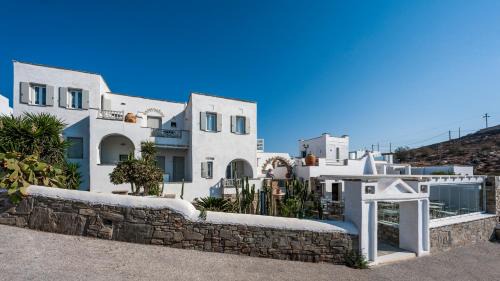 Naousa Hotel | Parian Lithos Residence